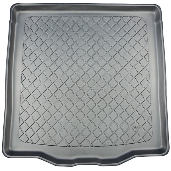 Rubber trunk mat Ford Focus Sedan from 2018 (version with non-standard spare wheel)